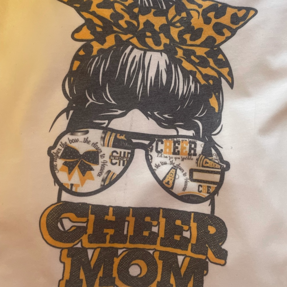 Cheer mom